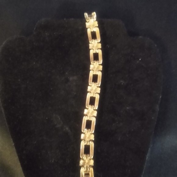10K Bracelet